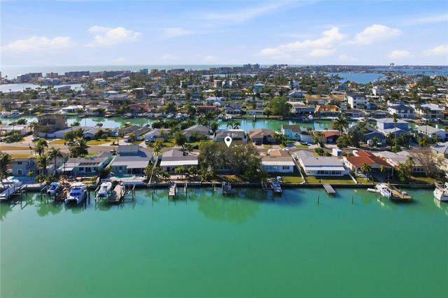 541 LILLIAN DRIVE, Madeira Beach, FL 33708