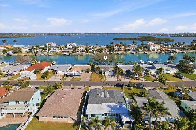 541 LILLIAN DRIVE, Madeira Beach, FL 33708