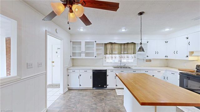 201 Kendall Mill Road, Thomasville, NC 27360