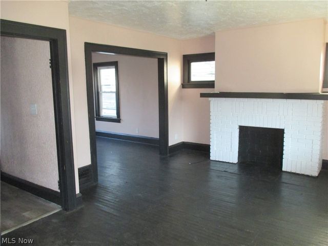 3582 E 112th Street, Cleveland, OH 44105