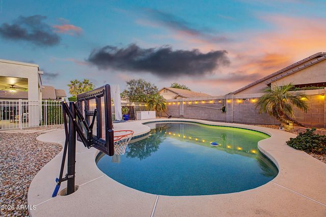 1393 E TULSA Street, Gilbert, AZ 85295