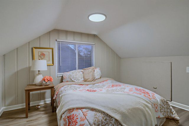 24056 Lehigh Street, Dearborn Heights, MI 48125