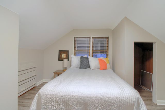 24056 Lehigh Street, Dearborn Heights, MI 48125