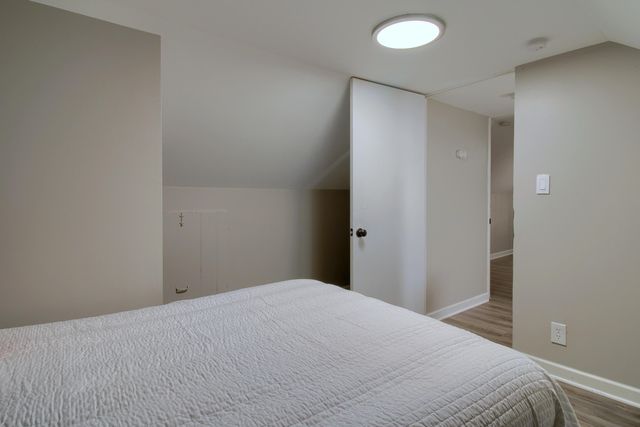 24056 Lehigh Street, Dearborn Heights, MI 48125