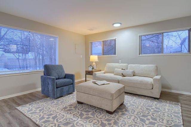 24056 Lehigh Street, Dearborn Heights, MI 48125