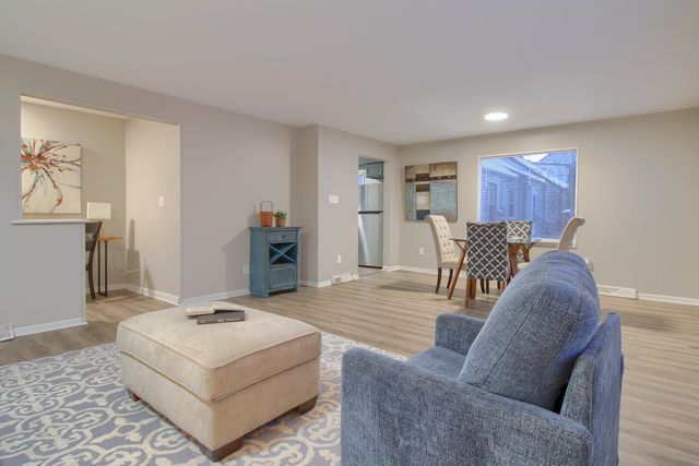 24056 Lehigh Street, Dearborn Heights, MI 48125