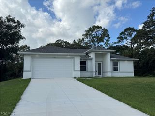 1304 Andover DR, Labelle, FL 33935
