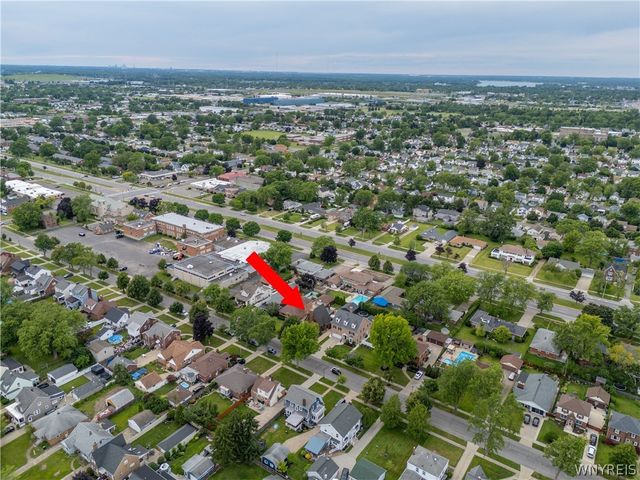 77 Lowell Road, Tonawanda, NY 14217
