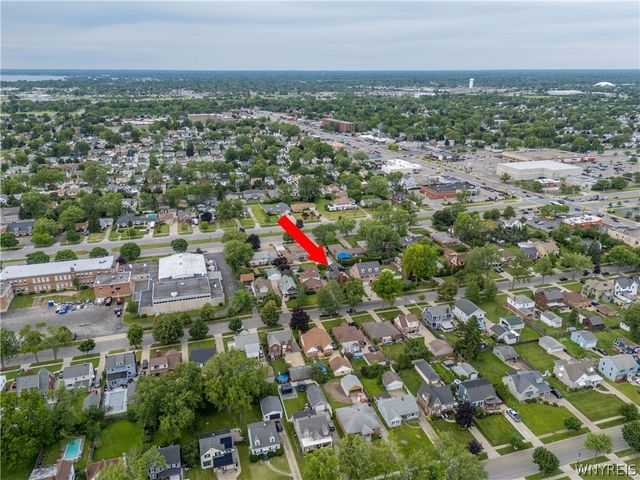 77 Lowell Road, Tonawanda, NY 14217