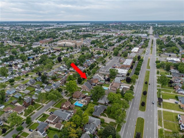 77 Lowell Road, Tonawanda, NY 14217