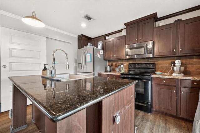 6023 Cheryl Lane, Rosharon, TX 77583