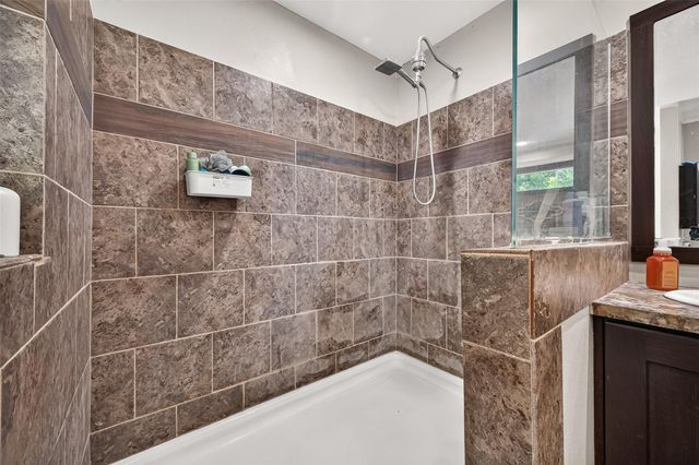 6023 Cheryl Lane, Rosharon, TX 77583