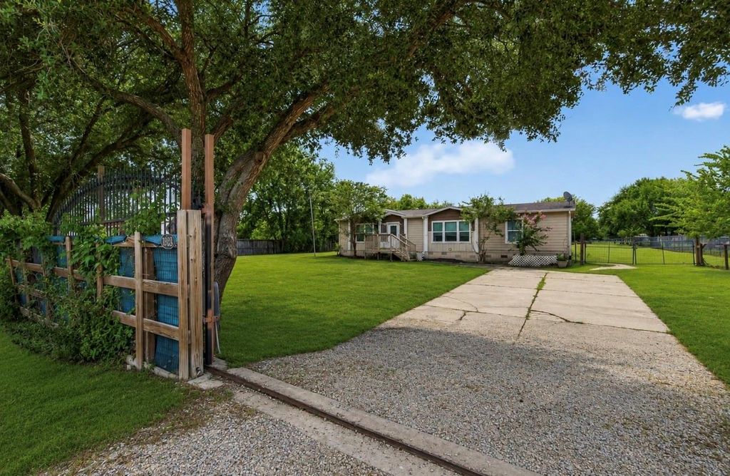 6023 Cheryl Lane, Rosharon, TX 77583