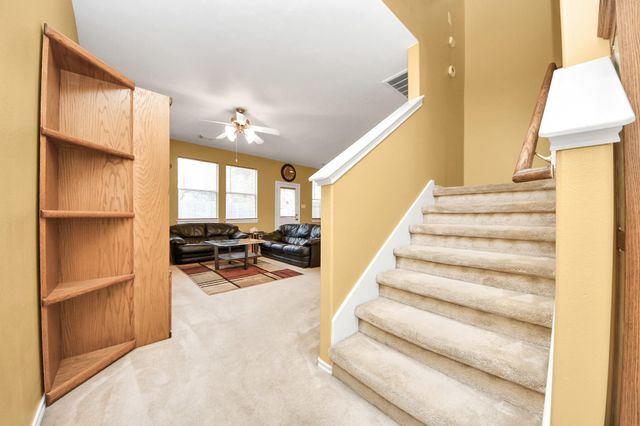 17267 Oakwood Chase Drive, Spring, TX 77379