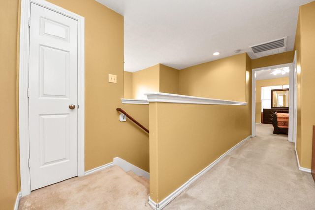 17267 Oakwood Chase Drive, Spring, TX 77379