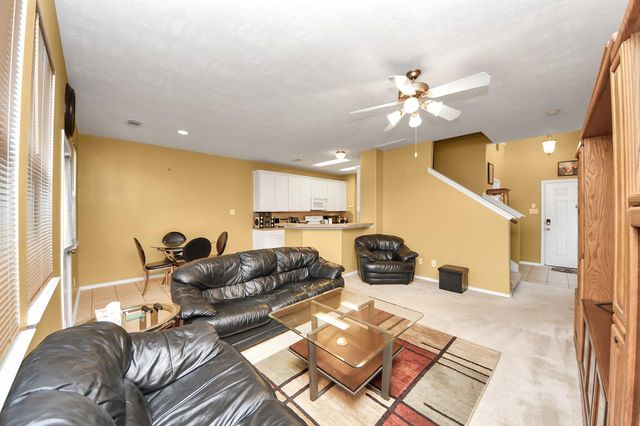 17267 Oakwood Chase Drive, Spring, TX 77379