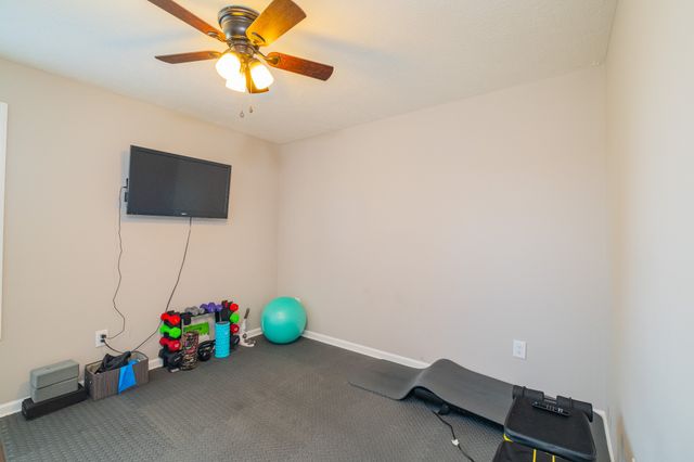 1019 Old Cowan Rd, Winchester, TN 37398