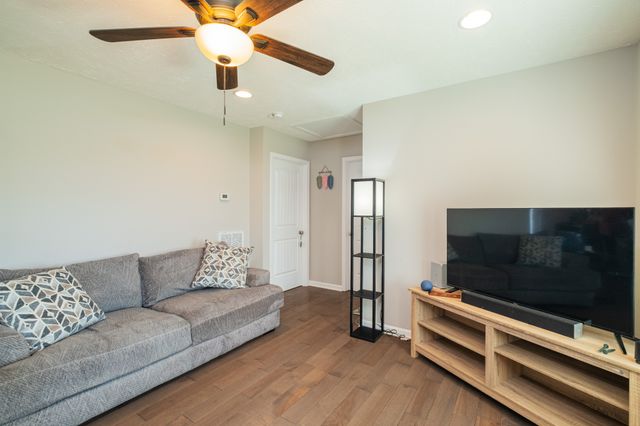 1019 Old Cowan Rd, Winchester, TN 37398