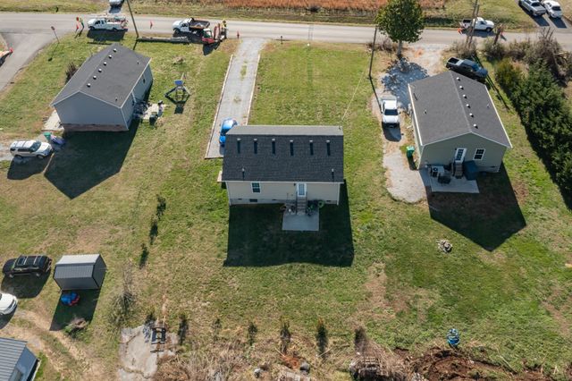 1019 Old Cowan Rd, Winchester, TN 37398