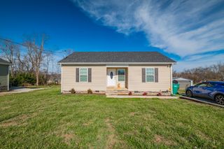 1019 Old Cowan Rd, Winchester, TN 37398