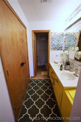 134 N BK 1800 Road, Stigler, OK 74462