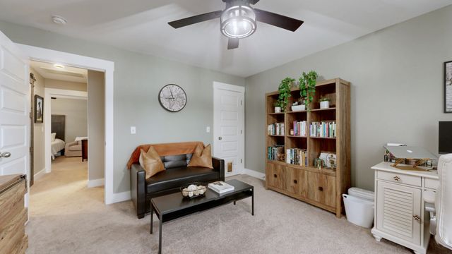 2171 Hospitality Ln, Murfreesboro, TN 37128