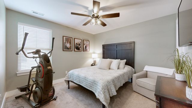 2171 Hospitality Ln, Murfreesboro, TN 37128