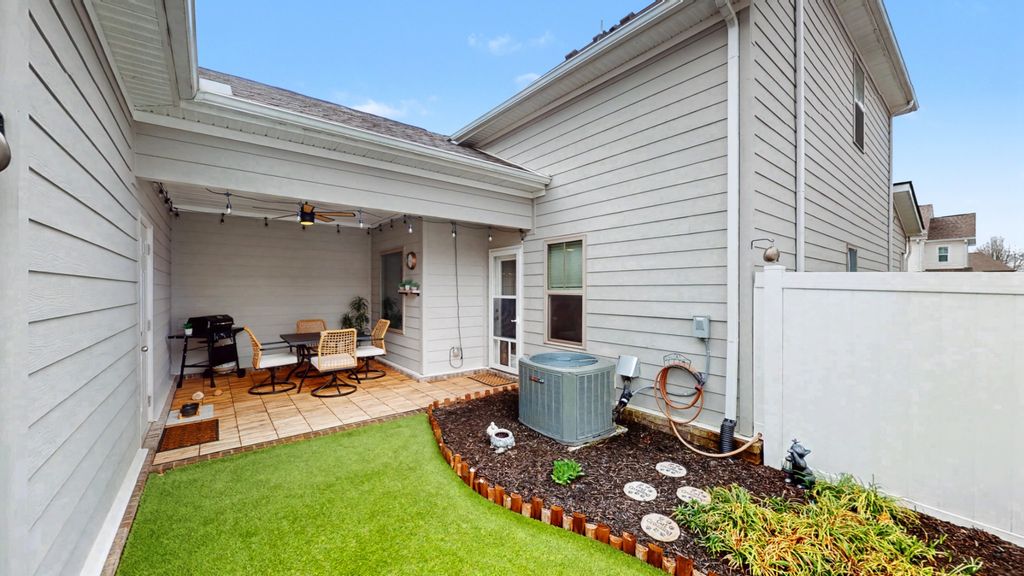 2171 Hospitality Ln, Murfreesboro, TN 37128