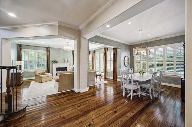 7723 N Hunters Creekway Drive, Houston, TX 77055