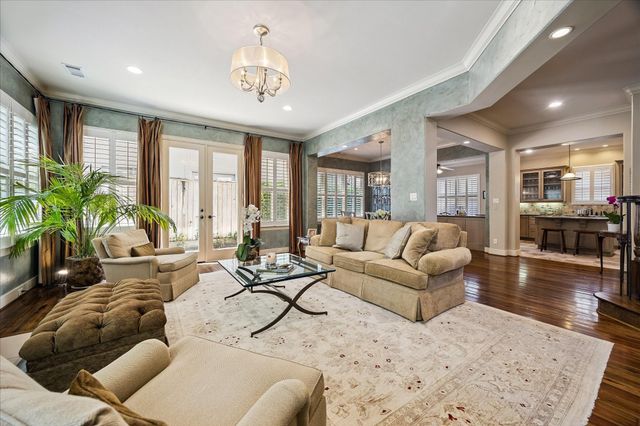 7723 N Hunters Creekway Drive, Houston, TX 77055