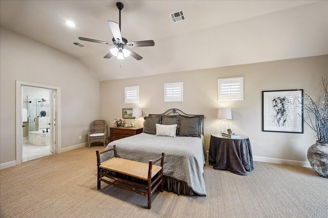 7723 N Hunters Creekway Drive, Houston, TX 77055