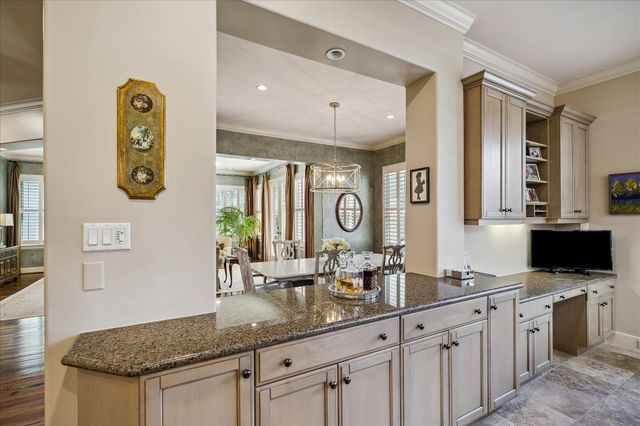 7723 N Hunters Creekway Drive, Houston, TX 77055