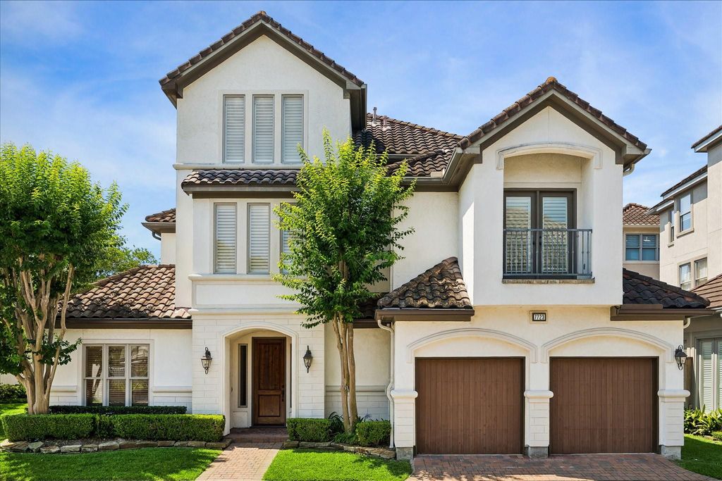 7723 N Hunters Creekway Drive, Houston, TX 77055