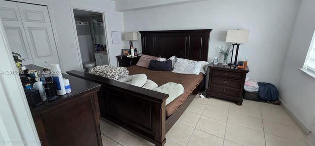 2475 NW 16th St Rd 504, Miami, FL 33125