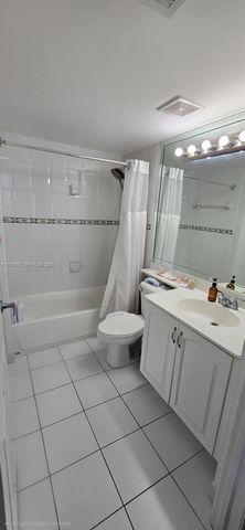 2475 NW 16th St Rd 504, Miami, FL 33125