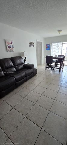2475 NW 16th St Rd 504, Miami, FL 33125