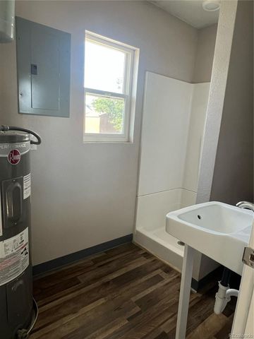 351 E 2nd Street, Akron, CO 80720