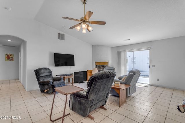 66816 WASHBURN Way, Salome, AZ 85348