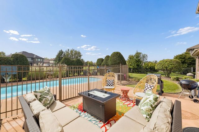 8299 Tatum Lane, Frankfort, IL 60423