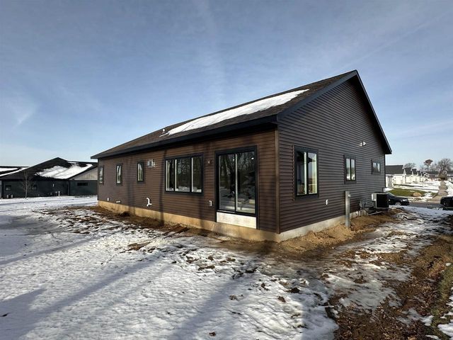 3007 Wild Goose Way, Stoughton, WI 53589