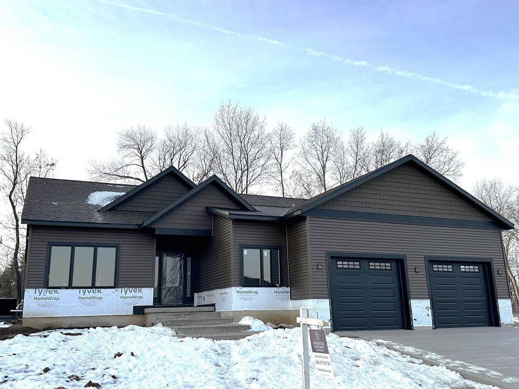 3007 Wild Goose Way, Stoughton, WI 53589