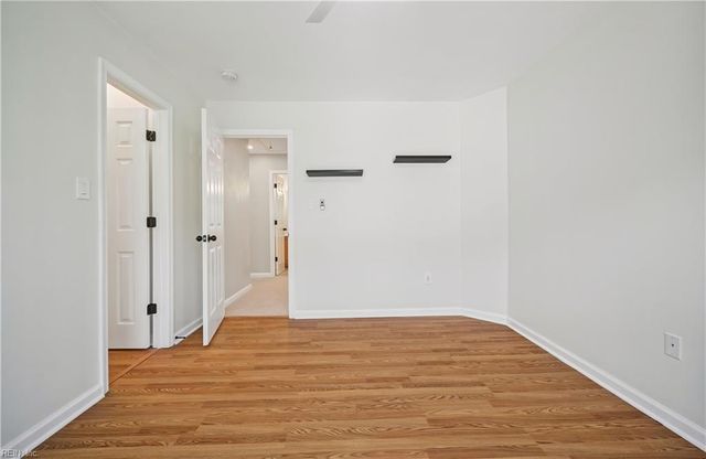 1076 Scenic BLVD, Chesapeake, VA 23322