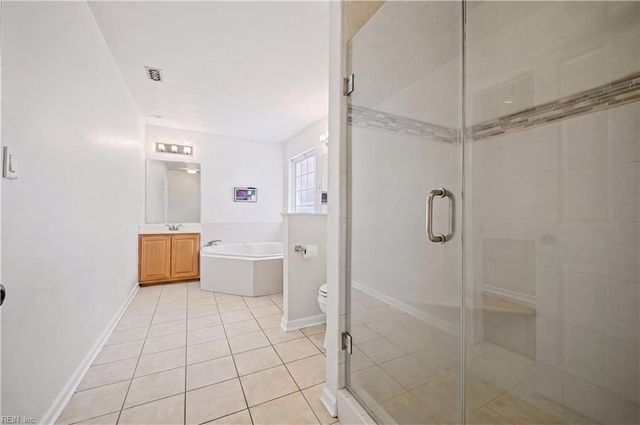 1076 Scenic BLVD, Chesapeake, VA 23322