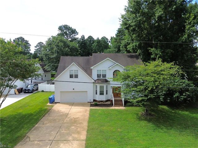 1076 Scenic BLVD, Chesapeake, VA 23322