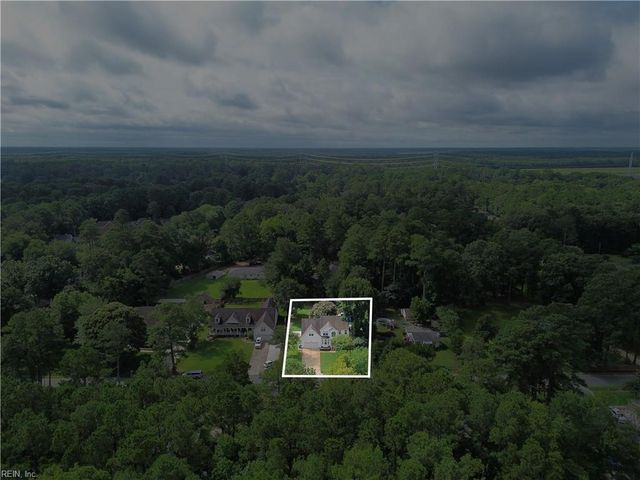 1076 Scenic BLVD, Chesapeake, VA 23322