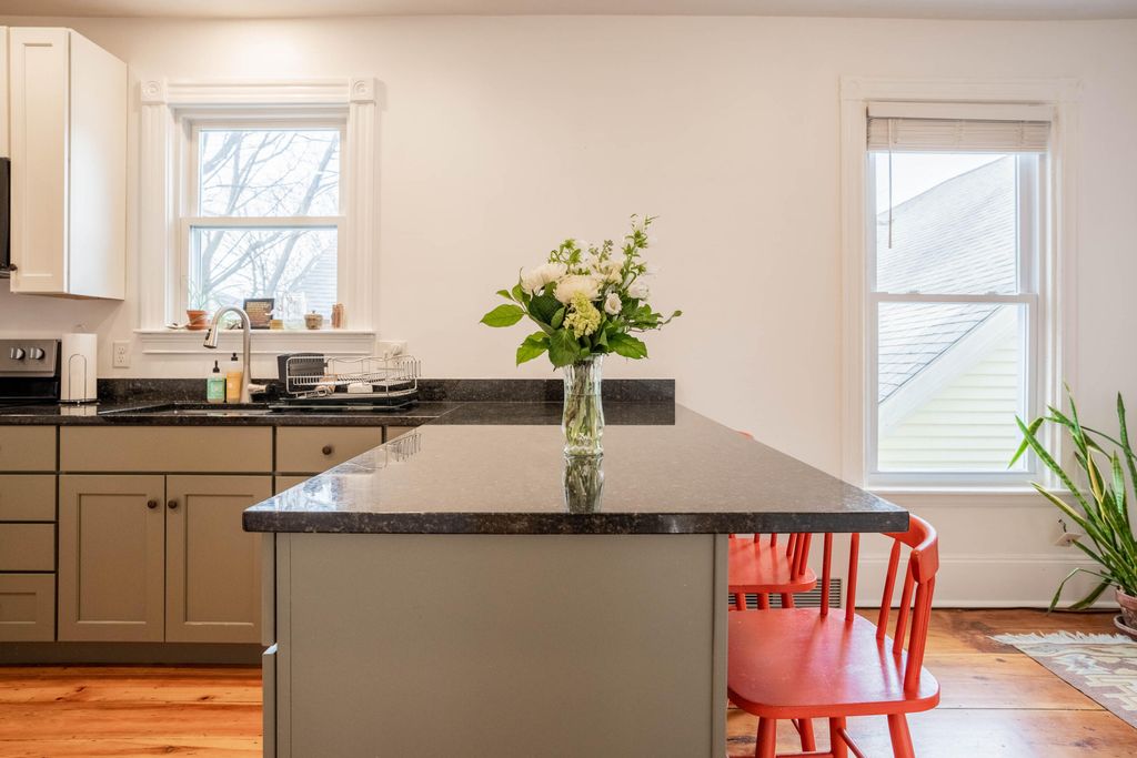 88-90 Forest Avenue, Portland, ME 04101 — photo 2