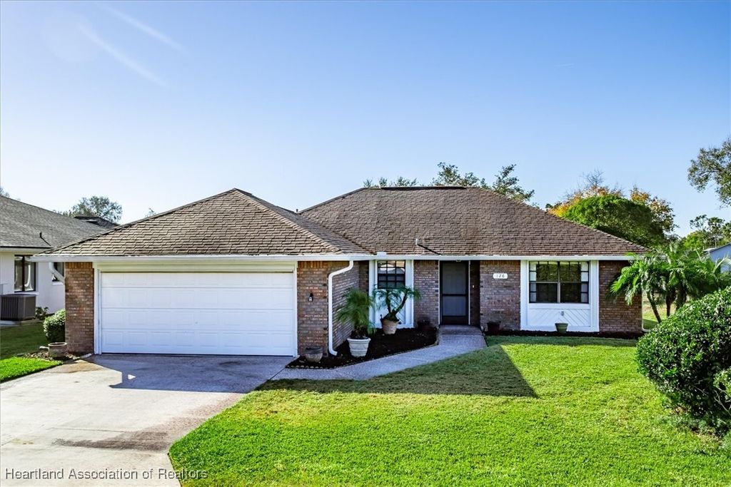 128 Grandview Boulevard, Lake Placid, FL 33852