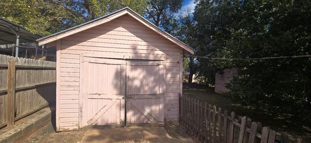 1521 NE 11th Street, Oklahoma City, OK 73117