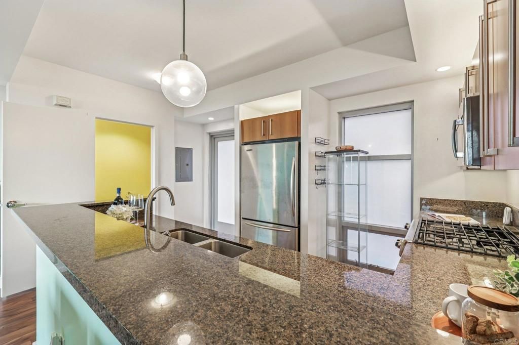 Image 20 of property listing at 321 10Th Avenue 509, San Diego, CA 92101