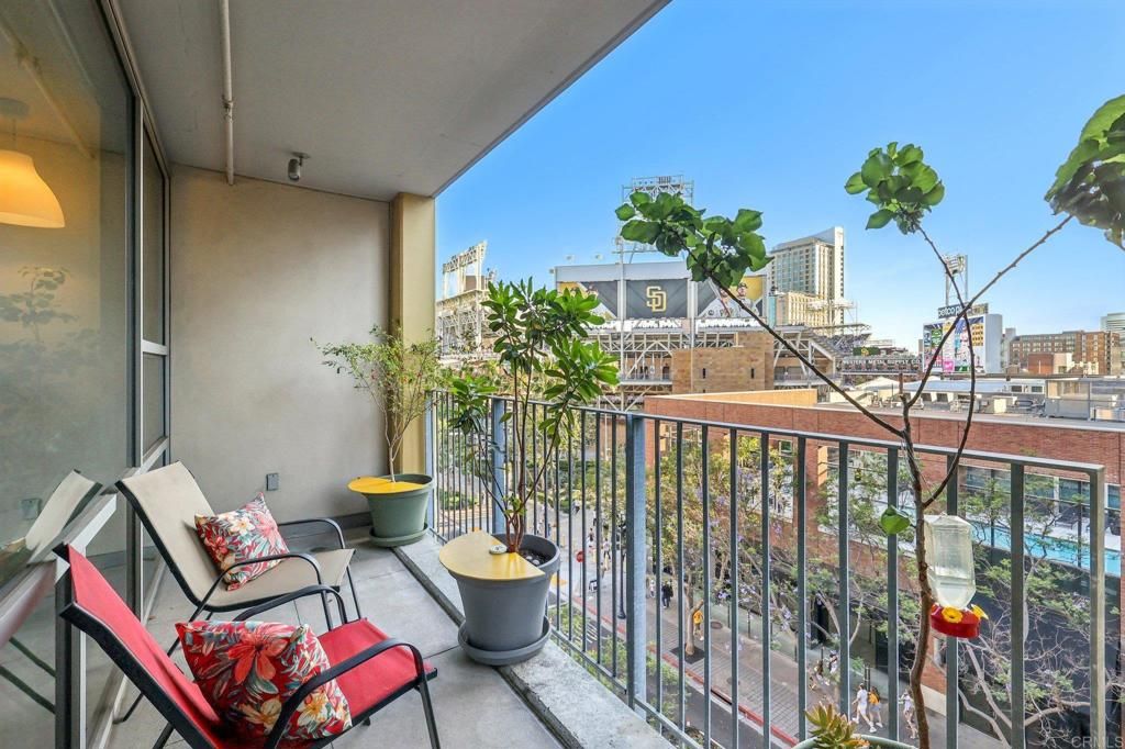 Image 40 of property listing at 321 10Th Avenue 509, San Diego, CA 92101